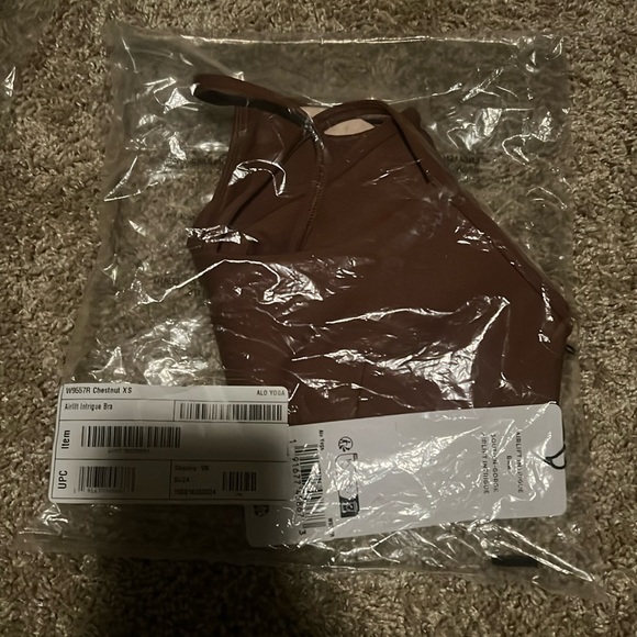 Alo Yoga Airlift Intrigue Bra W9557R - Picture 3 of 6